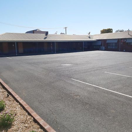 Country Mile Motor Inn フォーブス エクステリア 写真