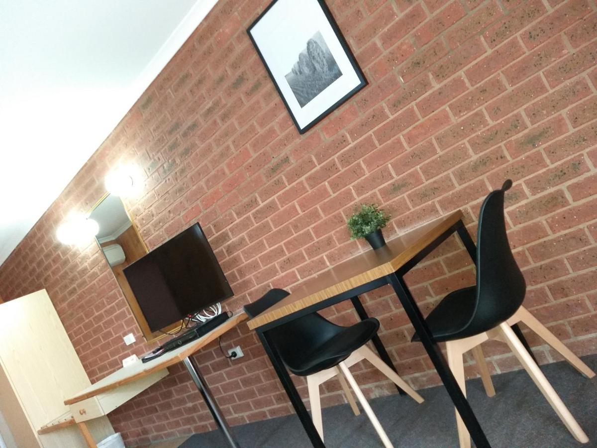 Country Mile Motor Inn フォーブス エクステリア 写真